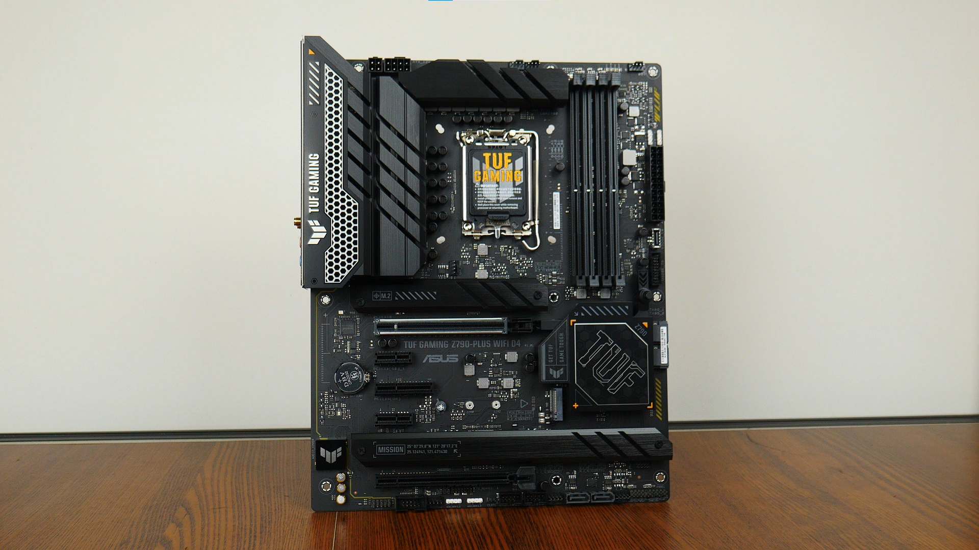 Review: ASUS TUF Gaming Z790-PLUS WIFI D4 Raptor Lake Motherboard